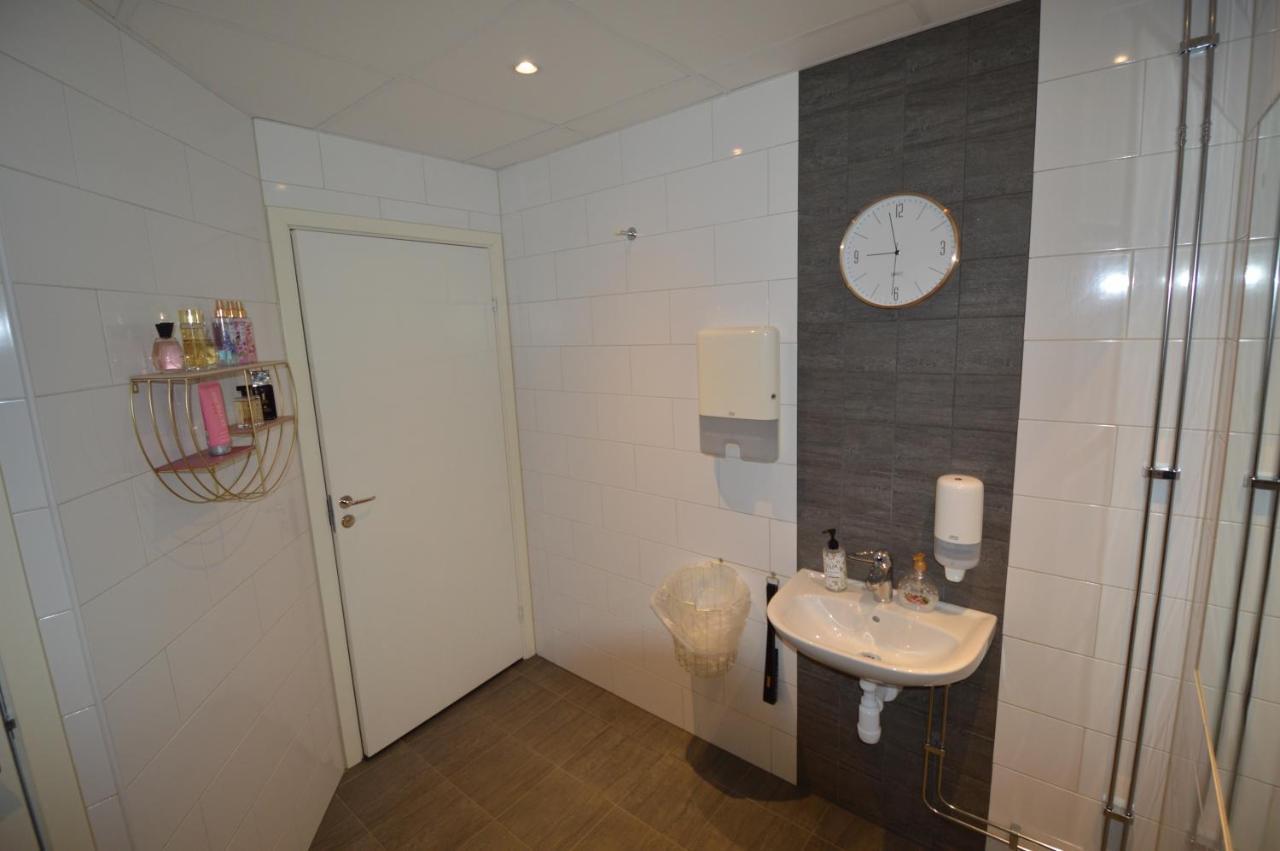 Hotell Gaestis Tierp Eksteriør billede